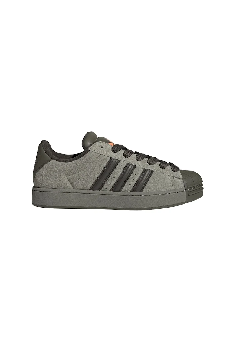 Велурени спортни обувки Superstar St