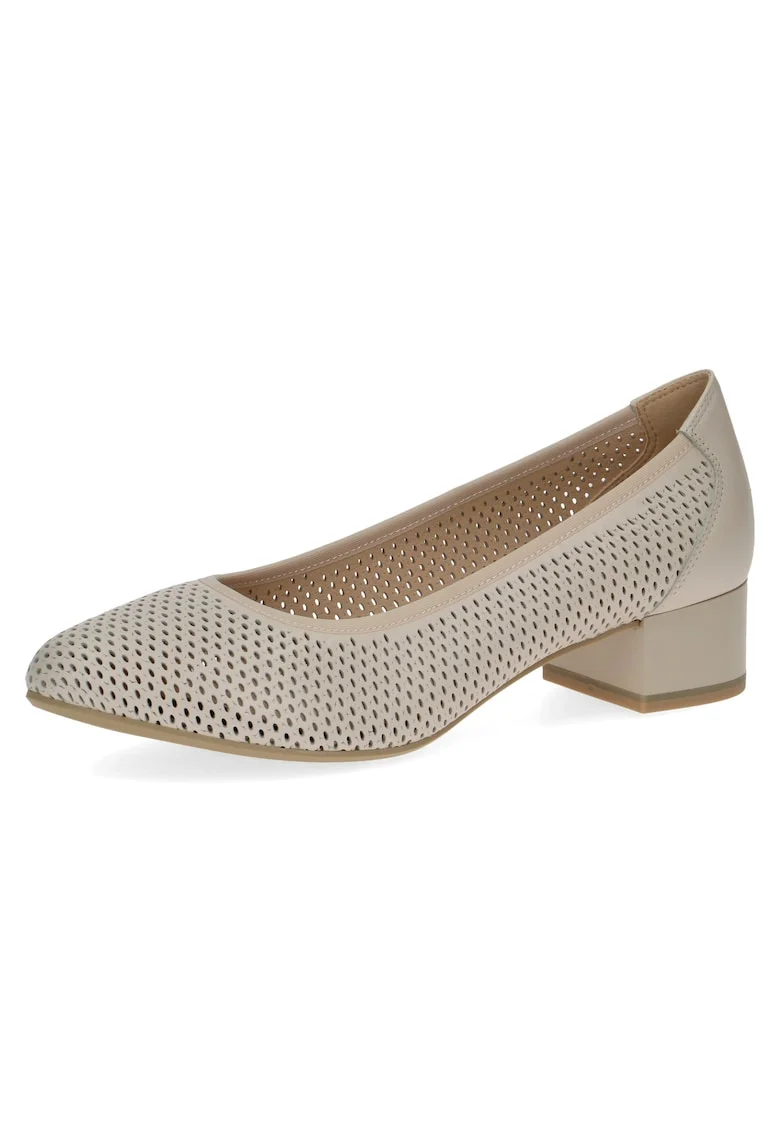 Дамски перфорирани обувки 9 22501 44
