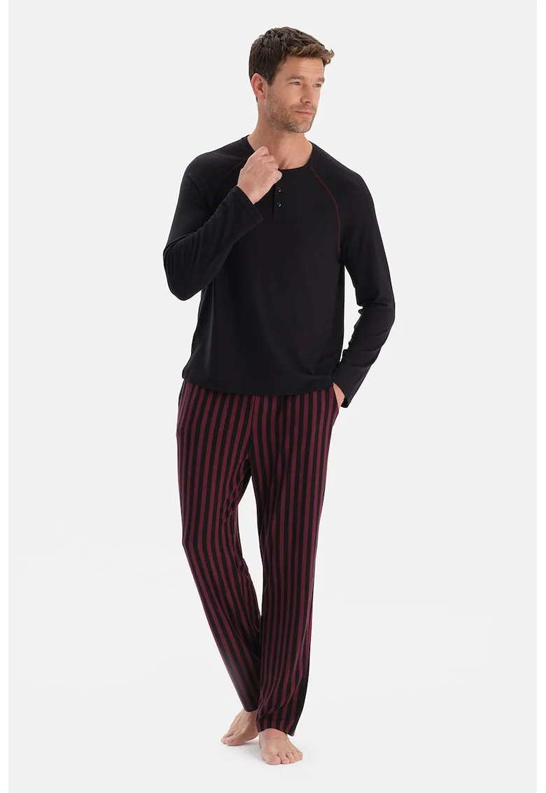 Пижама с деколте Henley