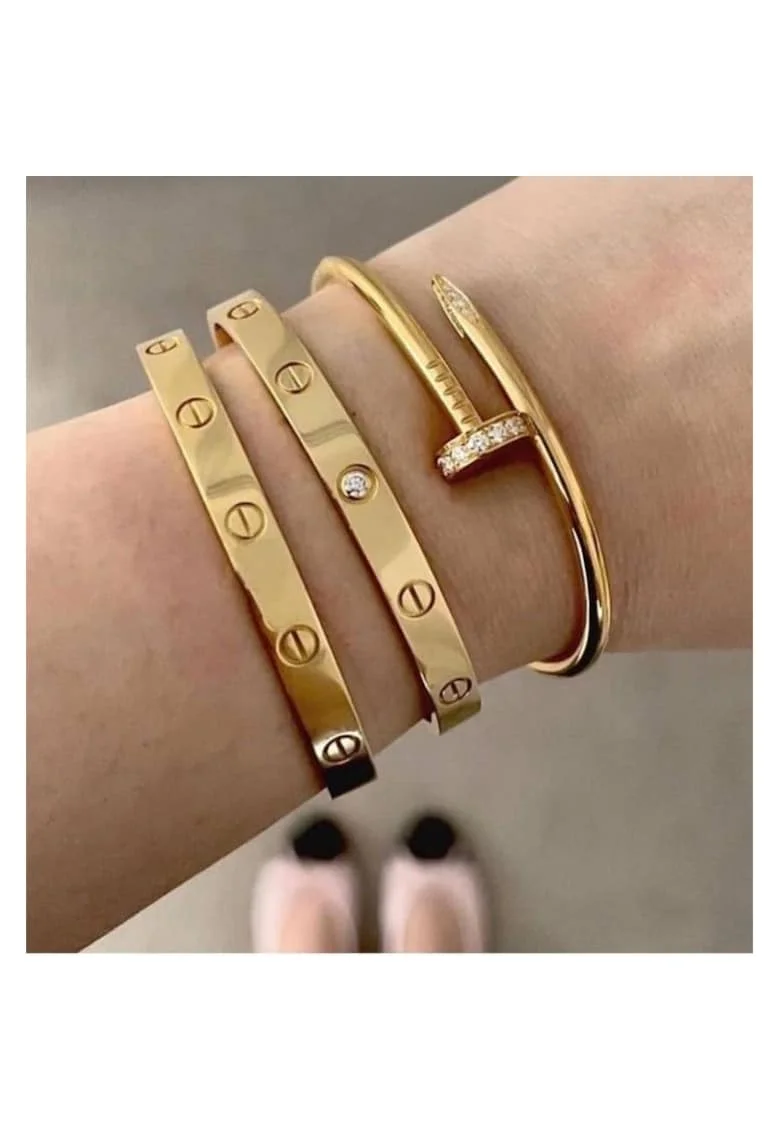 Комплект гривни  LOVE и CUI - неръждаема стомана с 14K златно покритие - кристали цирконий - 6.1мм x 6.5мм