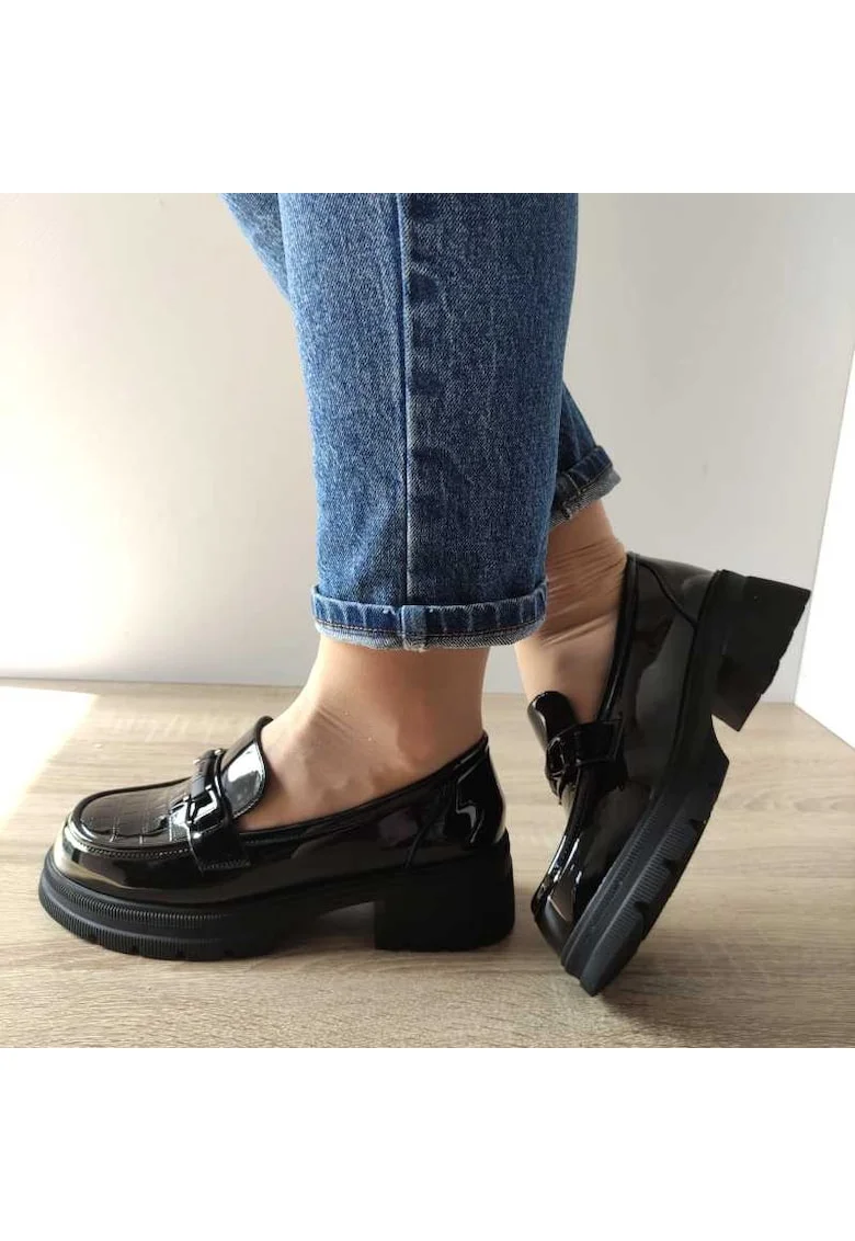 Дамски обувки  Tp6830-1 Black Lacquer - Ежедневни - Черни