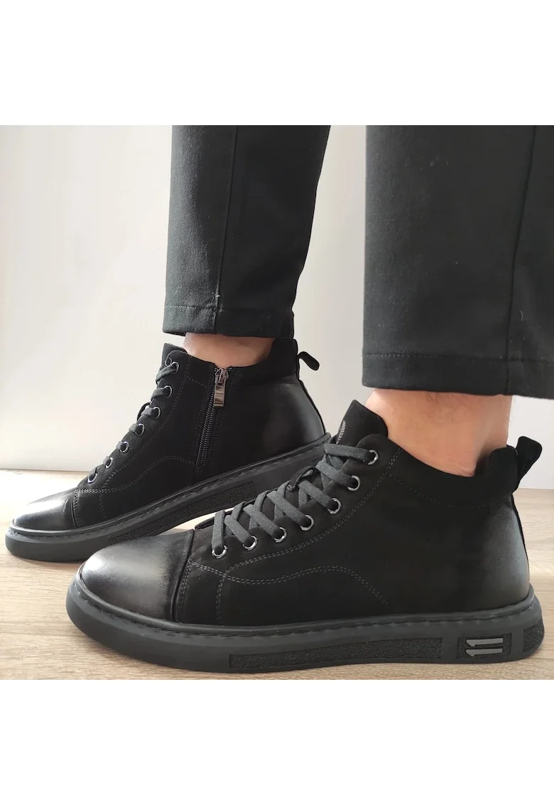 Ежедневни мъжки боти  H6008 Black Velvet