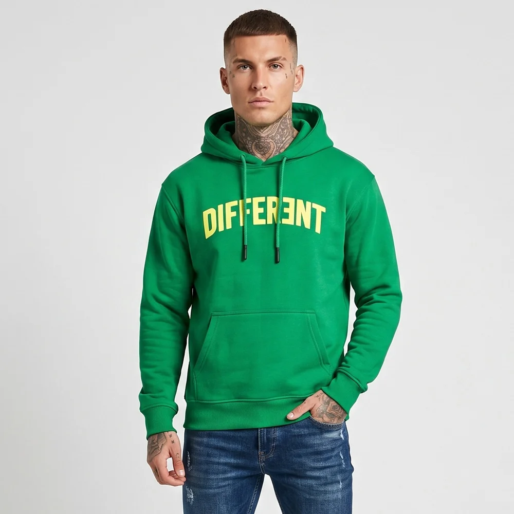 Мъжки зелен суичър с качулка и надпис DIFFERENT, Ft7487