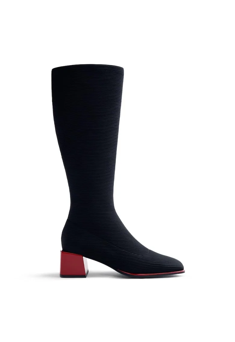Черен