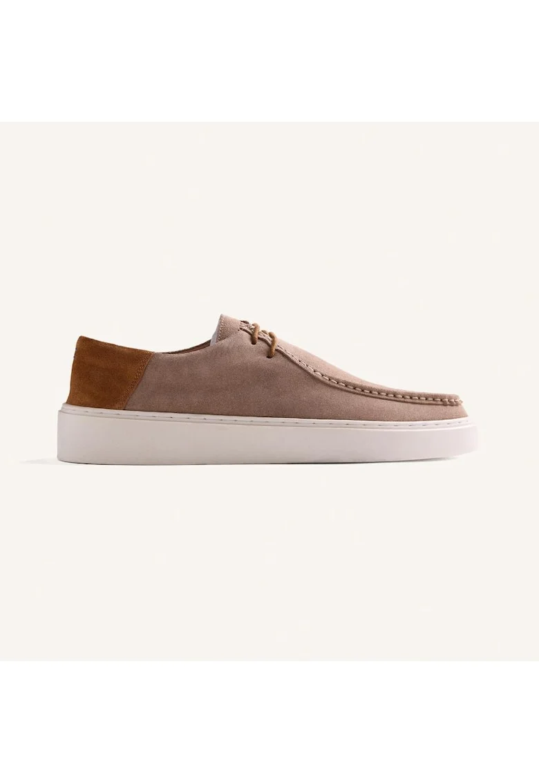 Велурени мокасини с връзки Wallabee