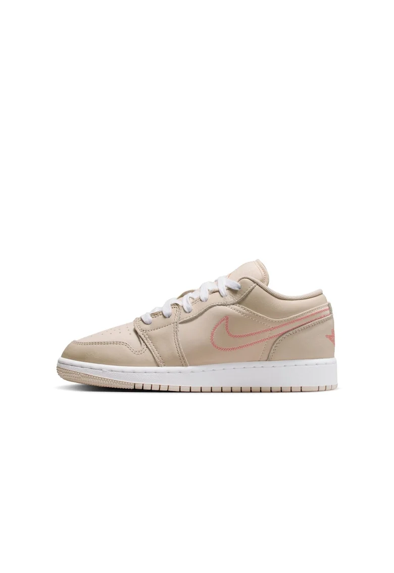 Спортни обувки  Air Jordan 1 Low Se Uni2 BG
