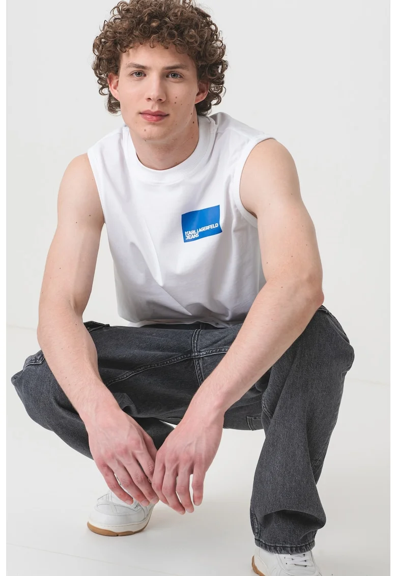 Избеляло черно