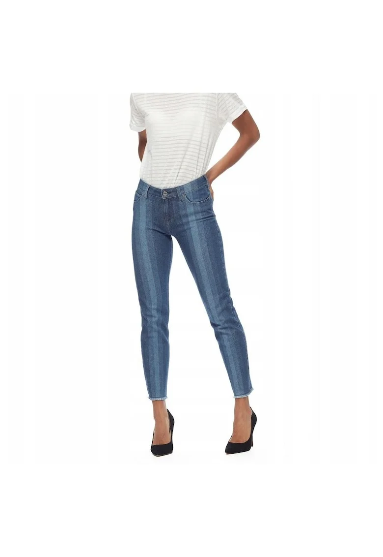 Дамски дънки -  Elly Cropped - 23121-31 - Памучни - Къси - Petite - Дънкови - W29-L31 US