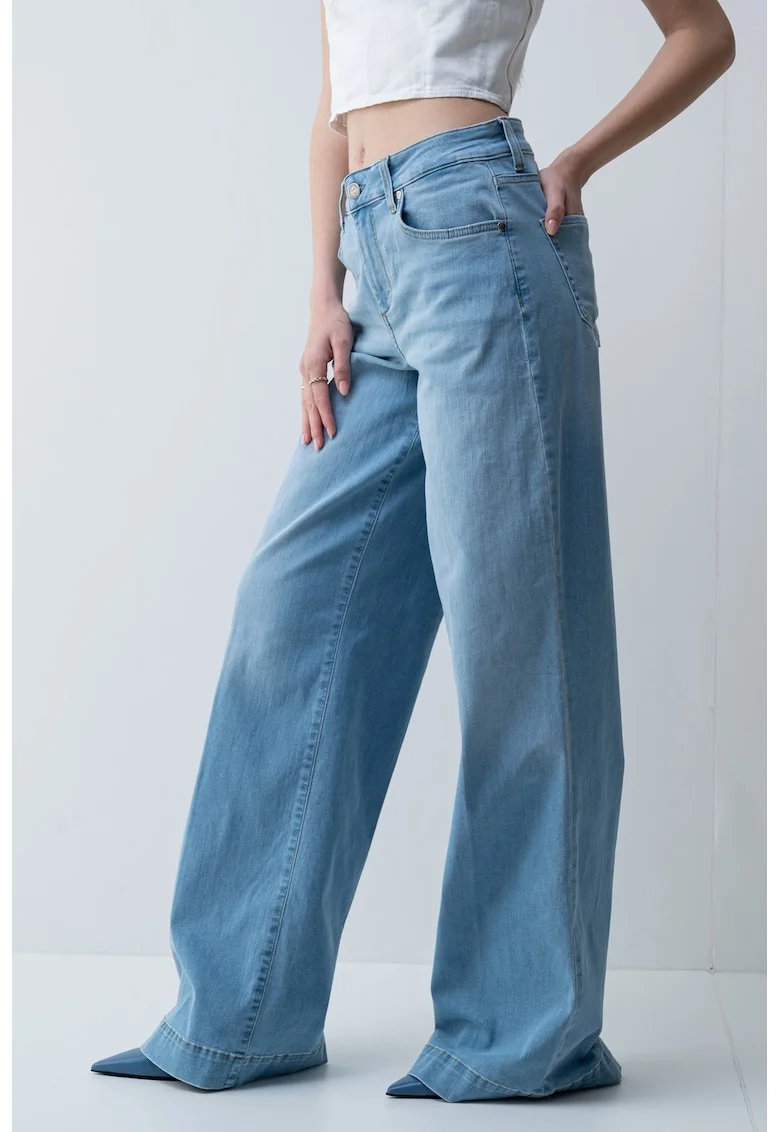 Прашно синьо