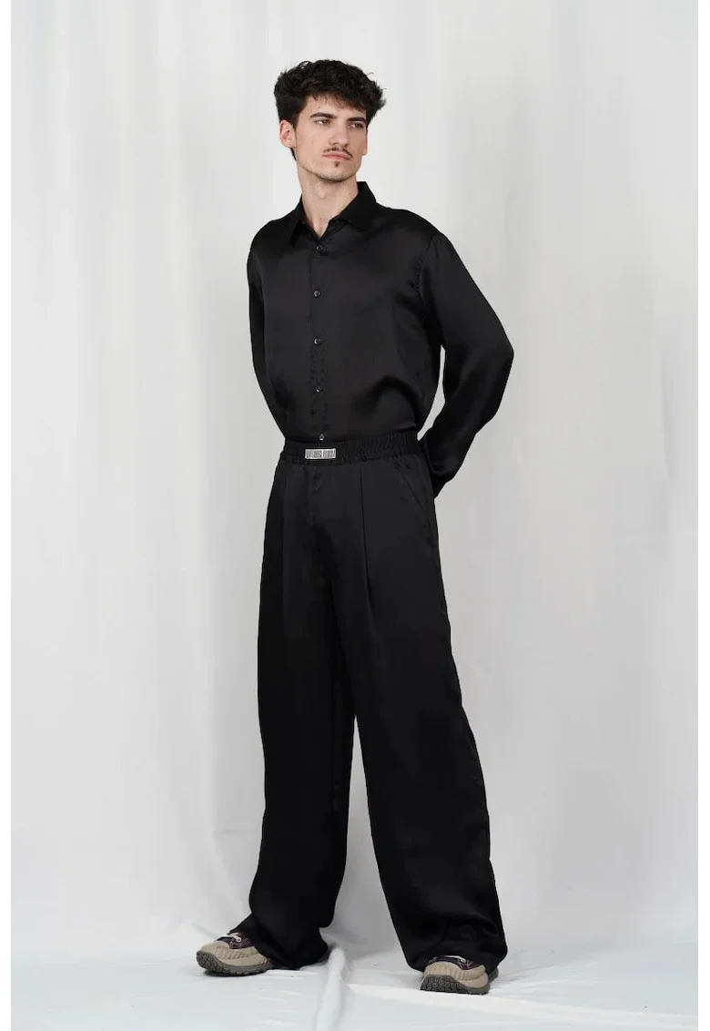 Черен