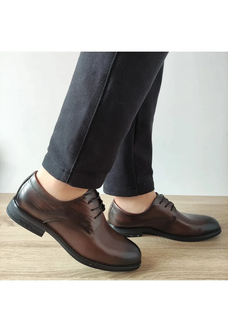Елегантни мъжки обувки  10577 Brown - Кафяви