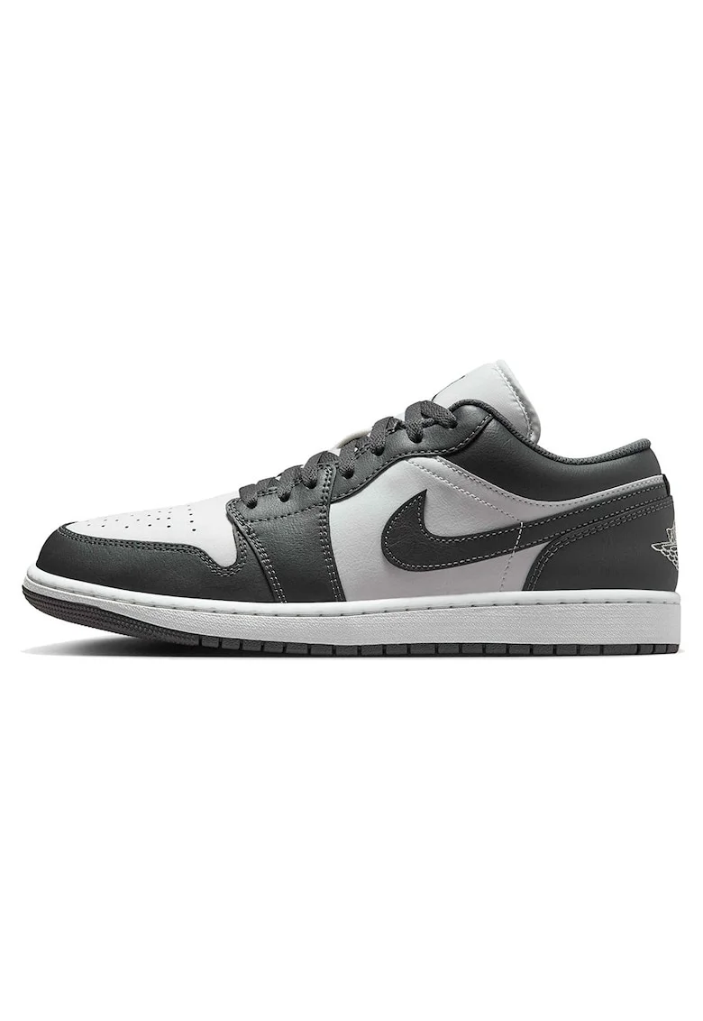 Спортни обувки  Air Jordan 1 Low 553558-044 - Мъже - Сив