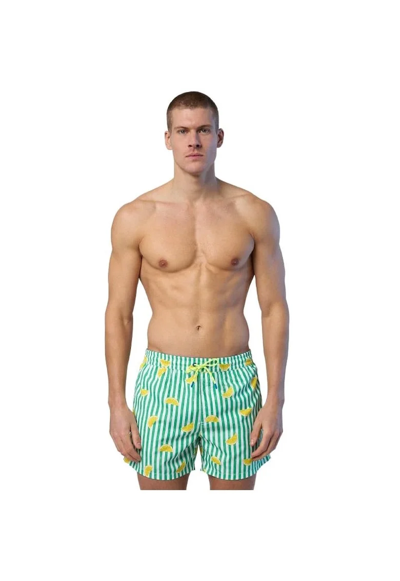 Зелен