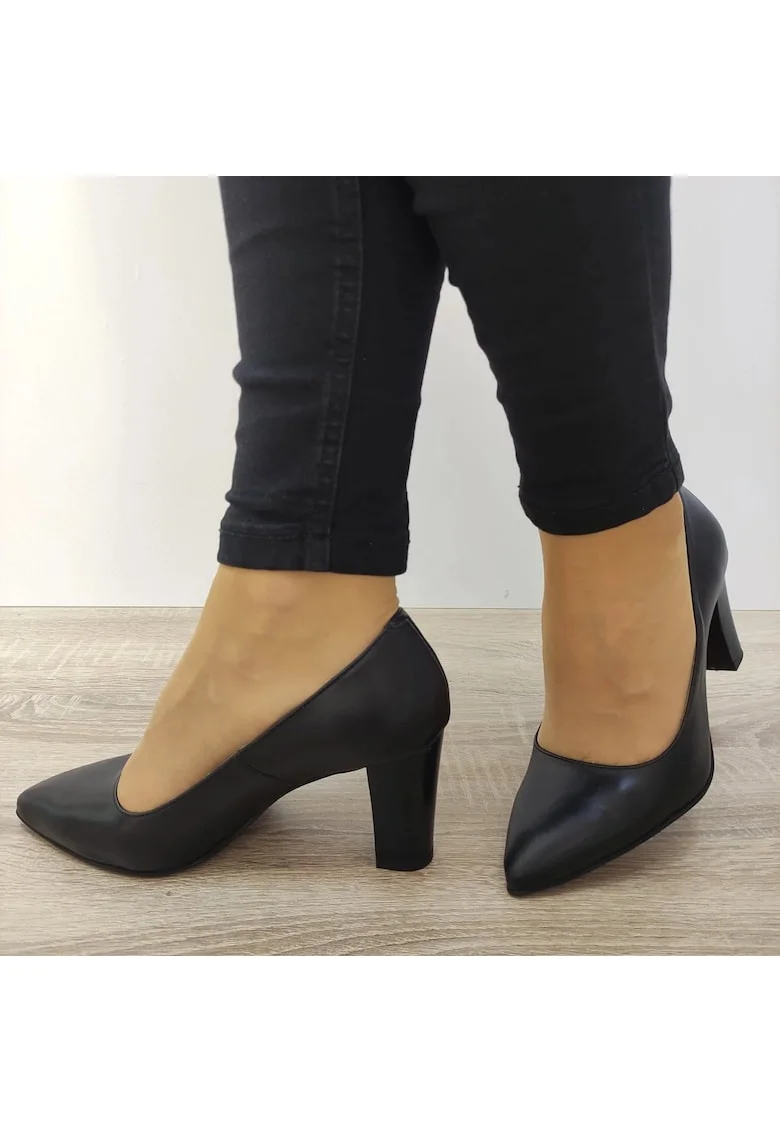 черни