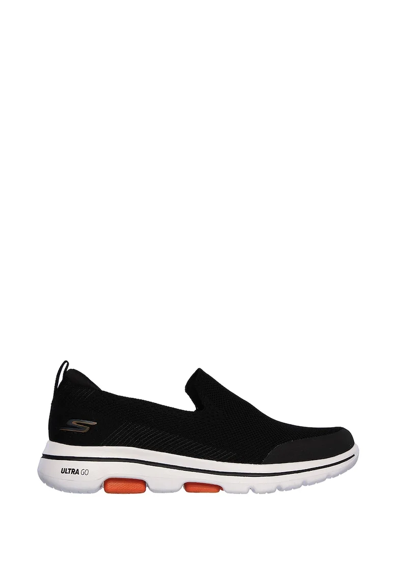 Спортни обувки GOwalk 5™ Frized