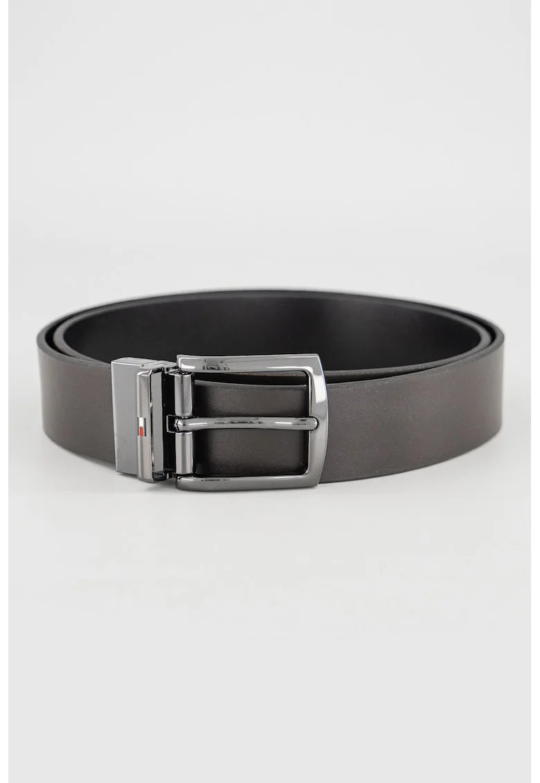 Тъмнокафяв/Черен
